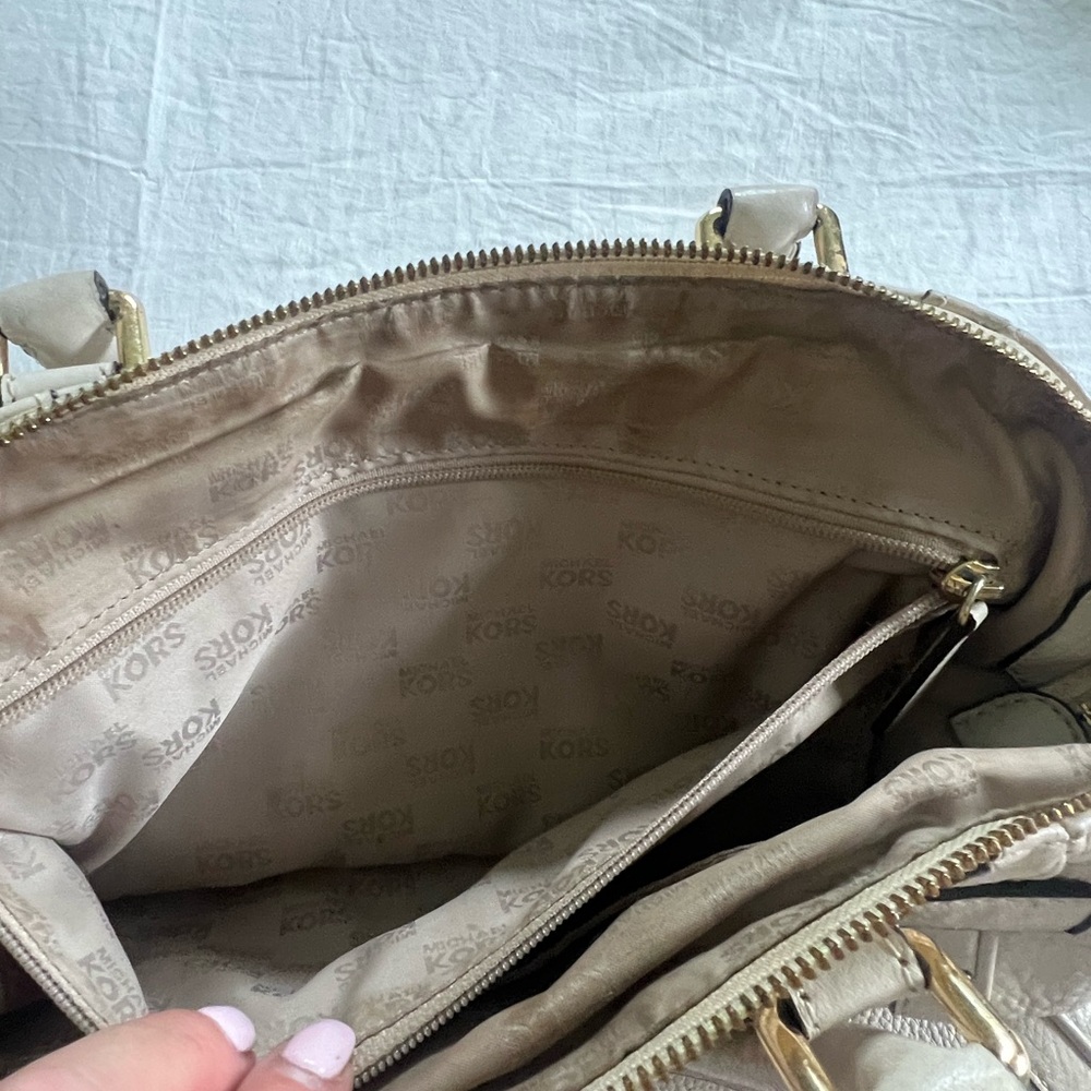Michael Kors bag - Picture 5 of 8